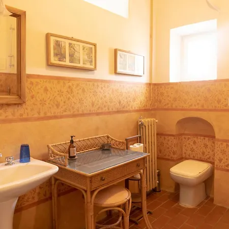 Castello Del Calcione Hotel