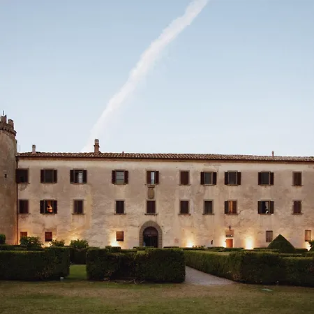 Castello Hotel Lucignano