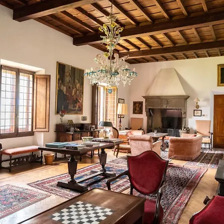 Castello Hotel *
