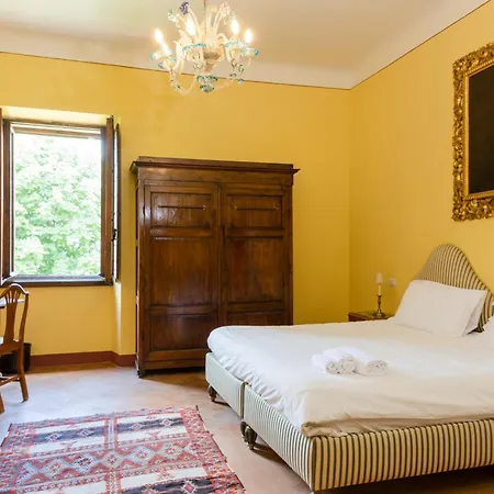 Castello Del Calcione Hotel